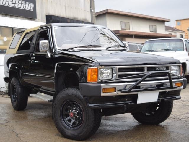 Toyota HILUX SURF 1988 — фото автомобиля 1