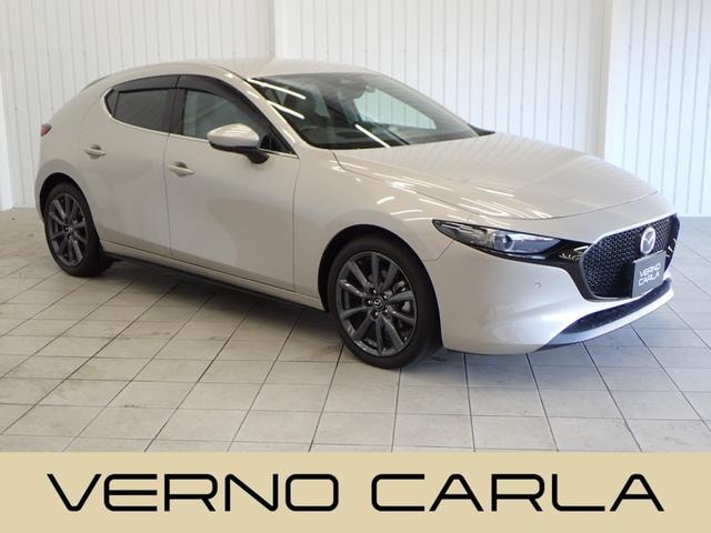 Mazda 3 FASTBACK 2024 — фото автомобиля 1