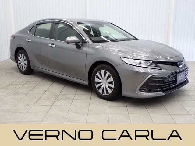 Toyota CAMRY 2022 — фото автомобиля 1