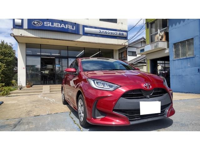 Toyota YARIS 2021 — фото автомобиля 1
