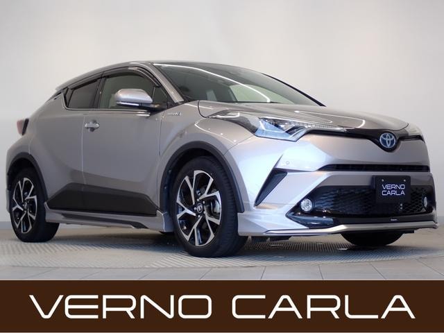 Toyota C-HR 2018 — фото автомобиля