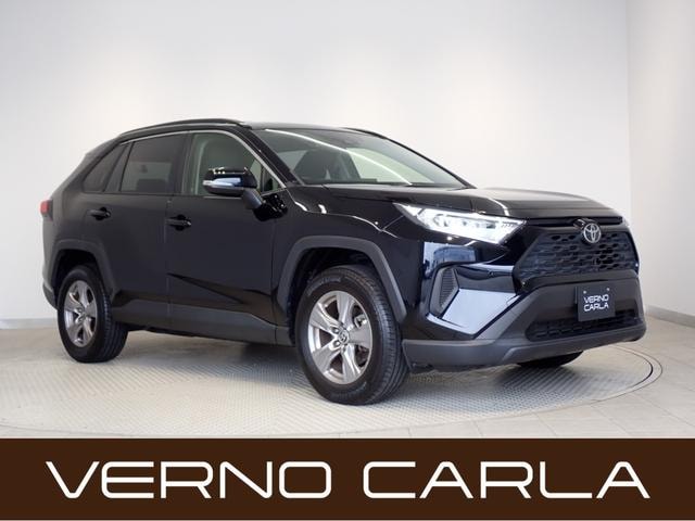 Toyota RAV4 2023 — фото автомобиля 1