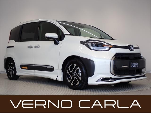 Toyota SIENTA 2022 — фото автомобиля 1