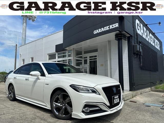 Toyota CROWN HYBRID 2018 — фото автомобиля