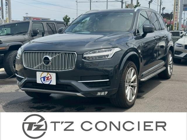Volvo XC90 2017 — фото автомобиля 1
