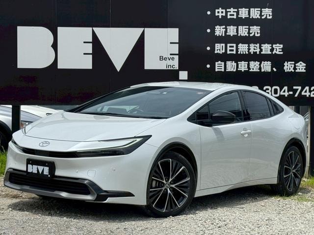 Toyota PRIUS 2023 — фото автомобиля 1