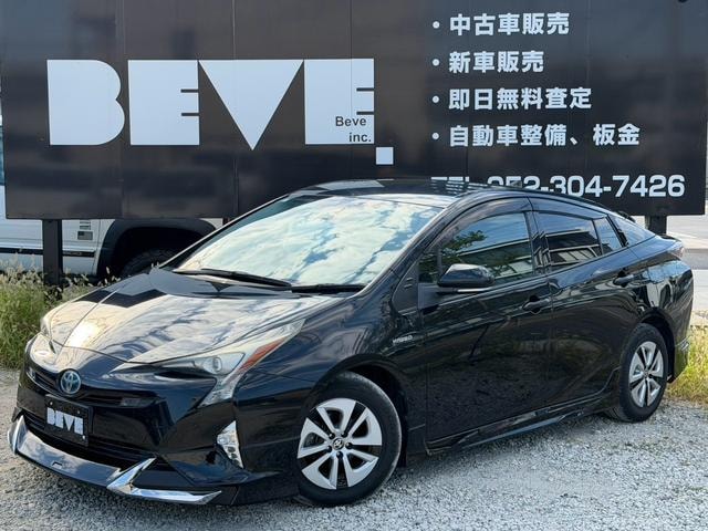 Toyota PRIUS 2016 — фото автомобиля 1