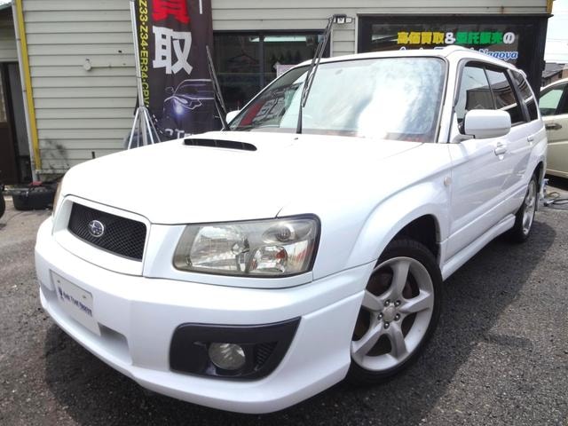 Subaru FORESTER 2004 — фото автомобиля