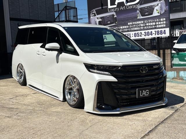 Toyota VELLFIRE HYBRID 2023 — фото автомобиля