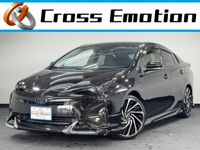 Toyota PRIUS 2017 — фото автомобиля 1