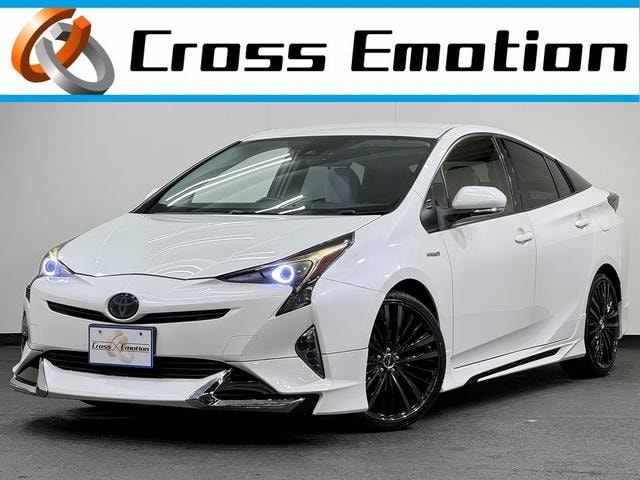 Toyota PRIUS 2016 — фото автомобиля 1