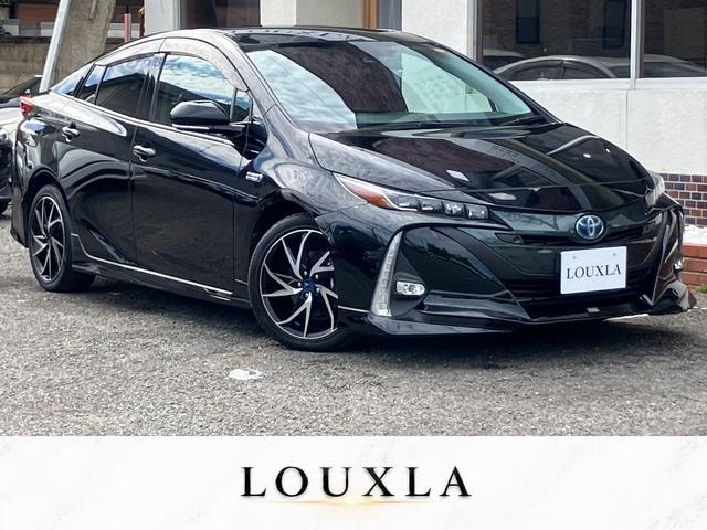 Toyota PRIUS PHV 2020 — фото автомобиля