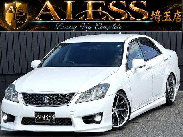 Toyota CROWN 2011 — фото автомобиля 1