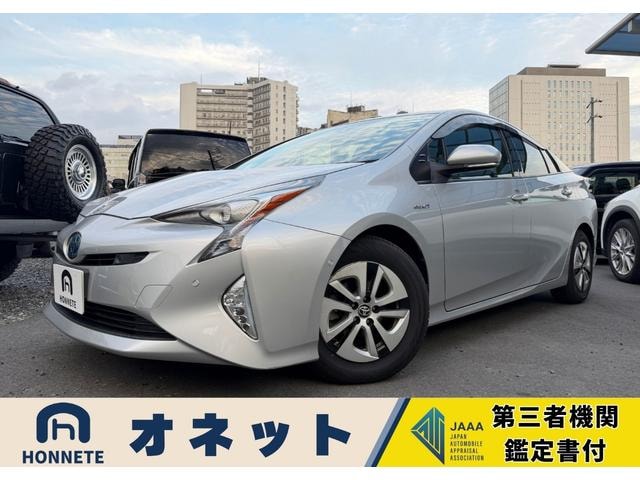 Toyota PRIUS 2017 — фото автомобиля 1