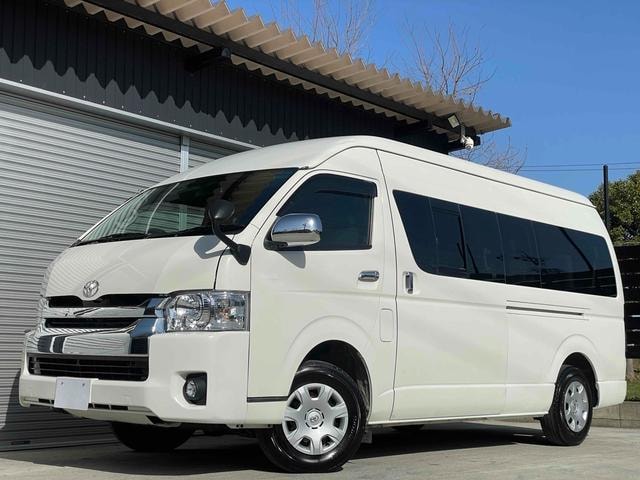 Toyota HIACE COMMUTER 2007 — фото автомобиля