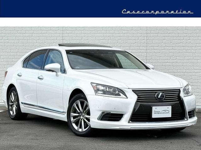 Lexus LS 2015 — фото автомобиля
