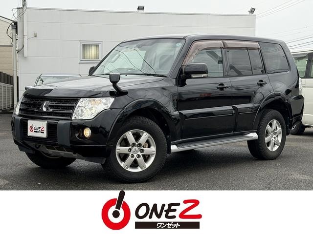 Mitsubishi PAJERO 2010 — фото автомобиля