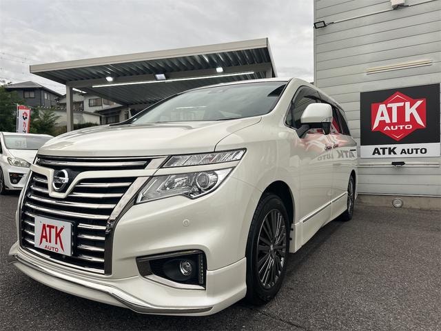 Nissan ELGRAND 2019 — фото автомобиля 1