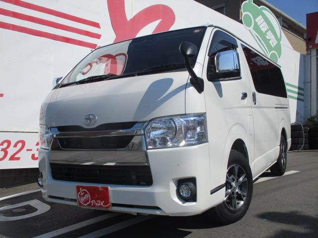 Toyota HIACE VAN 2020 — фото автомобиля 1