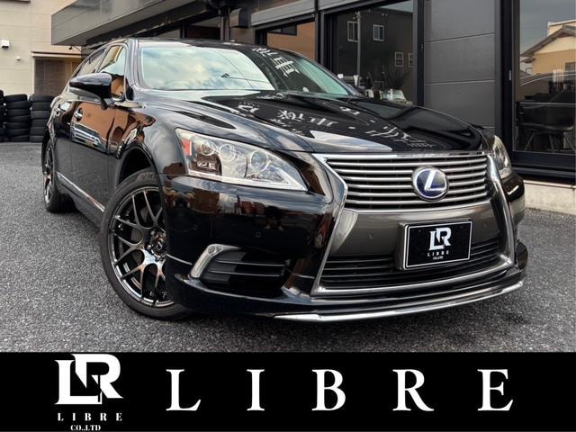 Lexus LS 2015 — фото автомобиля 1