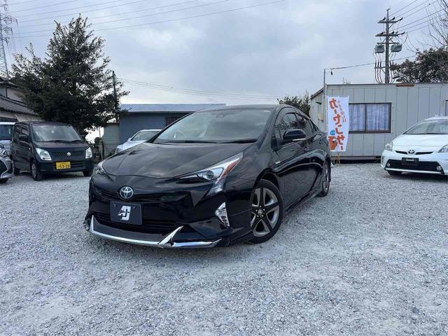 Toyota PRIUS 2016 — фото автомобиля 1