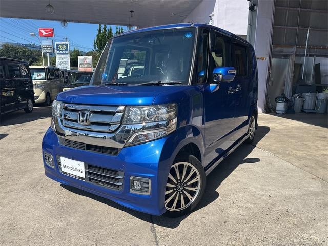 Honda N-BOX CUSTOM 2017 — фото автомобиля 1