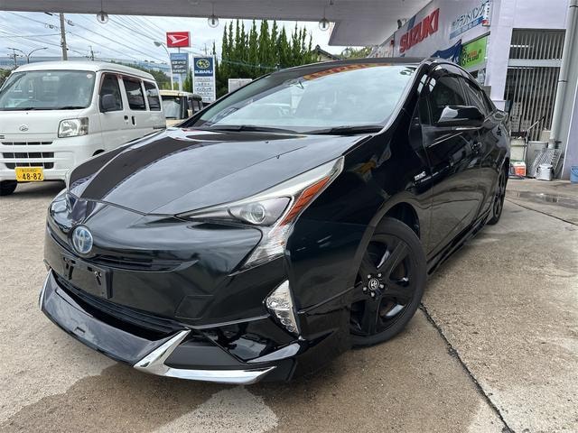 Toyota PRIUS 2016 — фото автомобиля 1