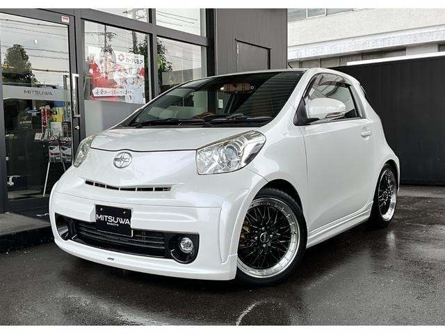 Toyota IQ 2009 — фото автомобиля 1