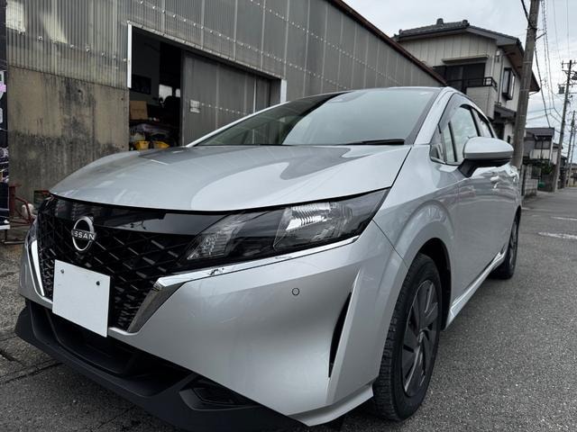 Nissan NOTE 2021 — фото автомобиля 1