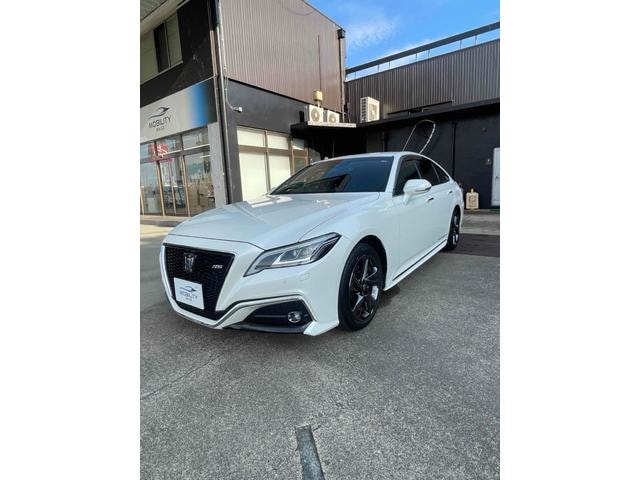 Toyota CROWN HYBRID 2020 — фото автомобиля 1