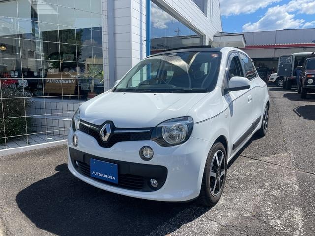 Renault TWINGO 2017 — фото автомобиля 1