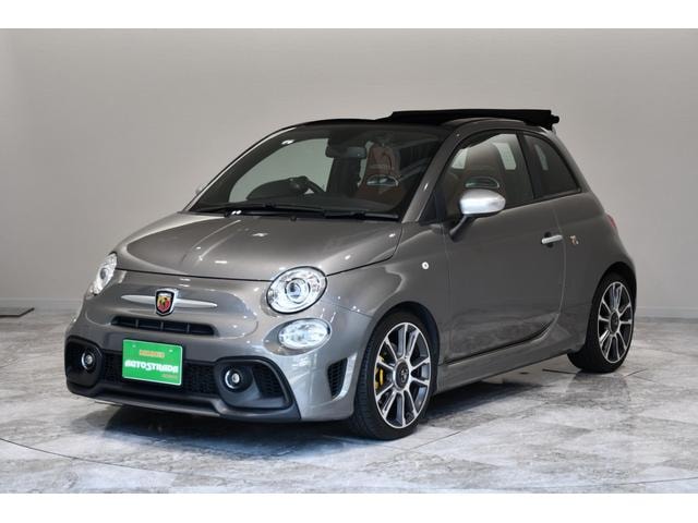 Abarth 595C 2022 — фото автомобиля 1
