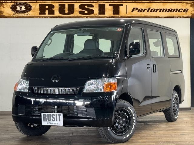 Toyota TOWNACE VAN 2011 — фото автомобиля