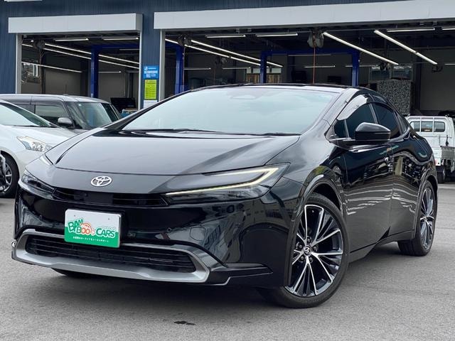 Toyota PRIUS 2023 — фото автомобиля 1