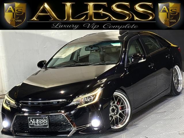 Toyota MARK X 2010 — фото автомобиля 1
