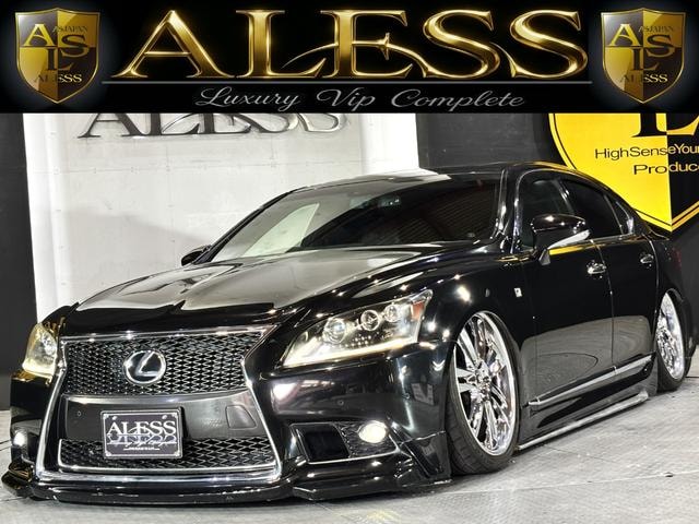 Lexus LS 2012 — фото автомобиля 1