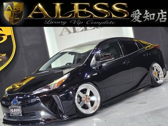 Toyota PRIUS 2019 — фото автомобиля 1