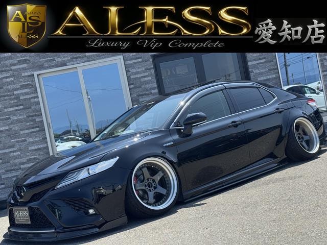 Toyota CAMRY 2019 — фото автомобиля