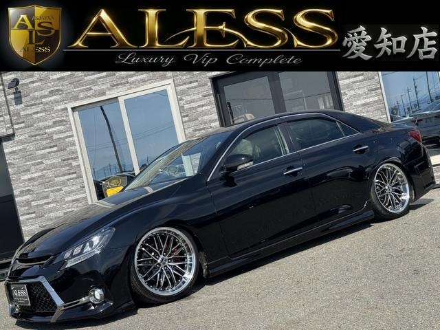 Toyota MARK X 2010 — фото автомобиля 1