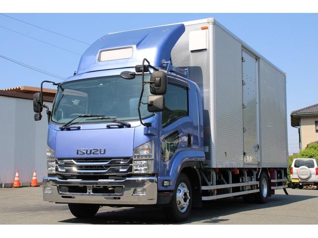 Isuzu FORWARD 2015 — фото автомобиля 1