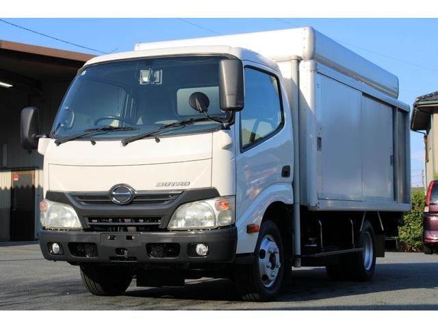 Hino DUTRO 2013 — фото автомобиля 1