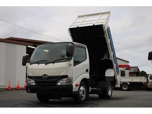 Hino DUTRO 2013 — фото автомобиля 1