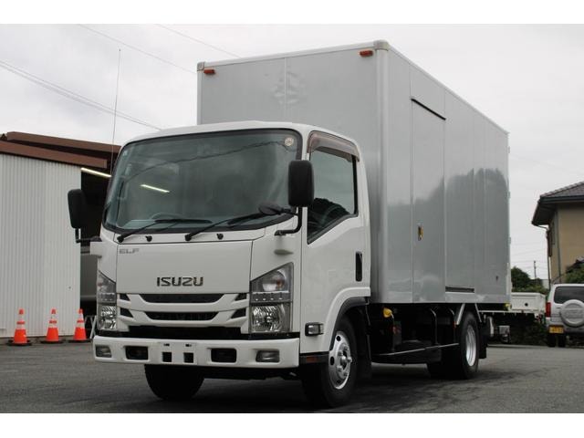 Isuzu ELF TRUCK 2016 — фото автомобиля 1