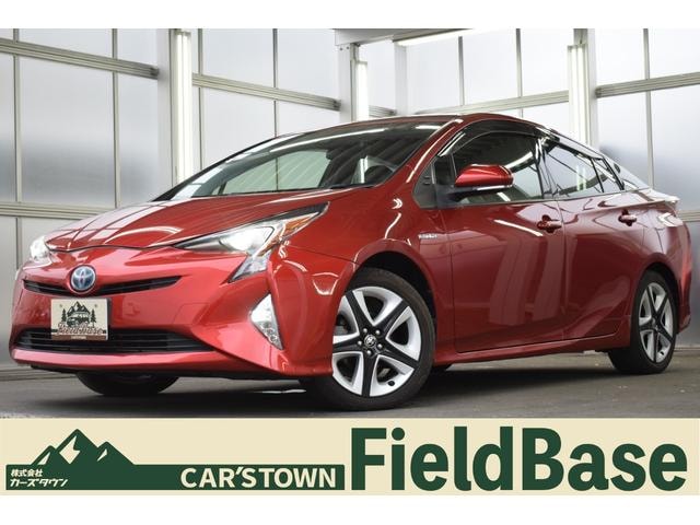 Toyota PRIUS 2017 — фото автомобиля 1