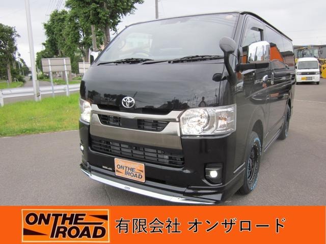Toyota HIACE VAN 2025 — фото автомобиля 1
