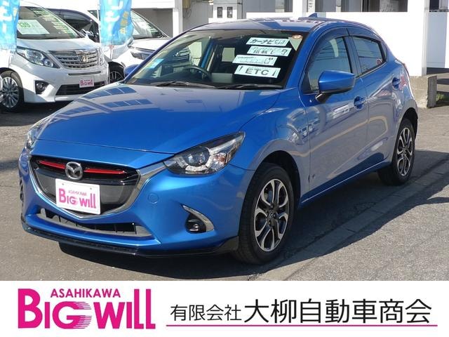 Mazda DEMIO 2018 — фото автомобиля 1