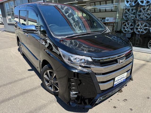 Toyota NOAH 2021 — фото автомобиля 1