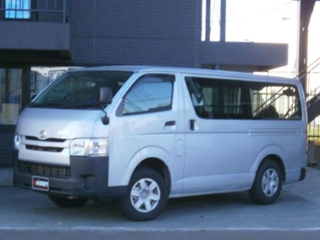 Toyota HIACE VAN 2015 — фото автомобиля