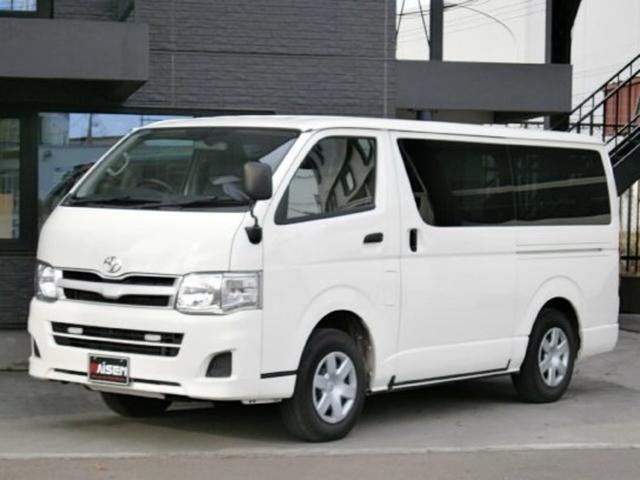 Toyota HIACE VAN 2012 — фото автомобиля