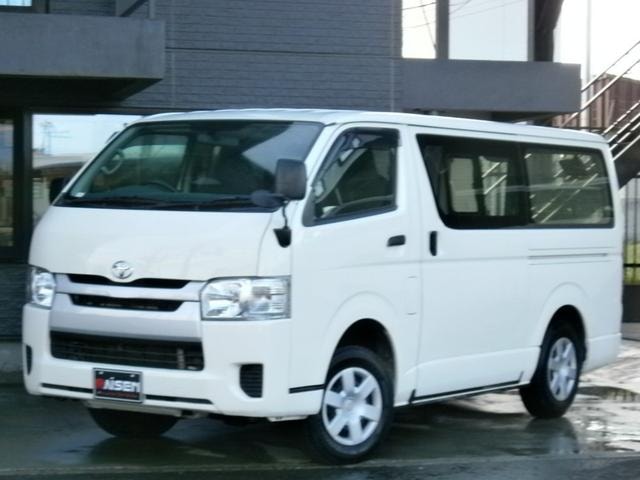 Toyota HIACE VAN 2016 — фото автомобиля